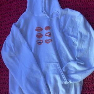 SILVERAZE LIPS SWEATSHIRT